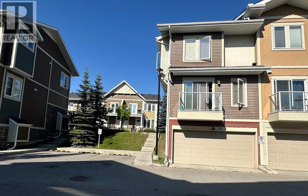 Photo 2 of 119 Auburn Meadows Walk Se, Calgary AB
