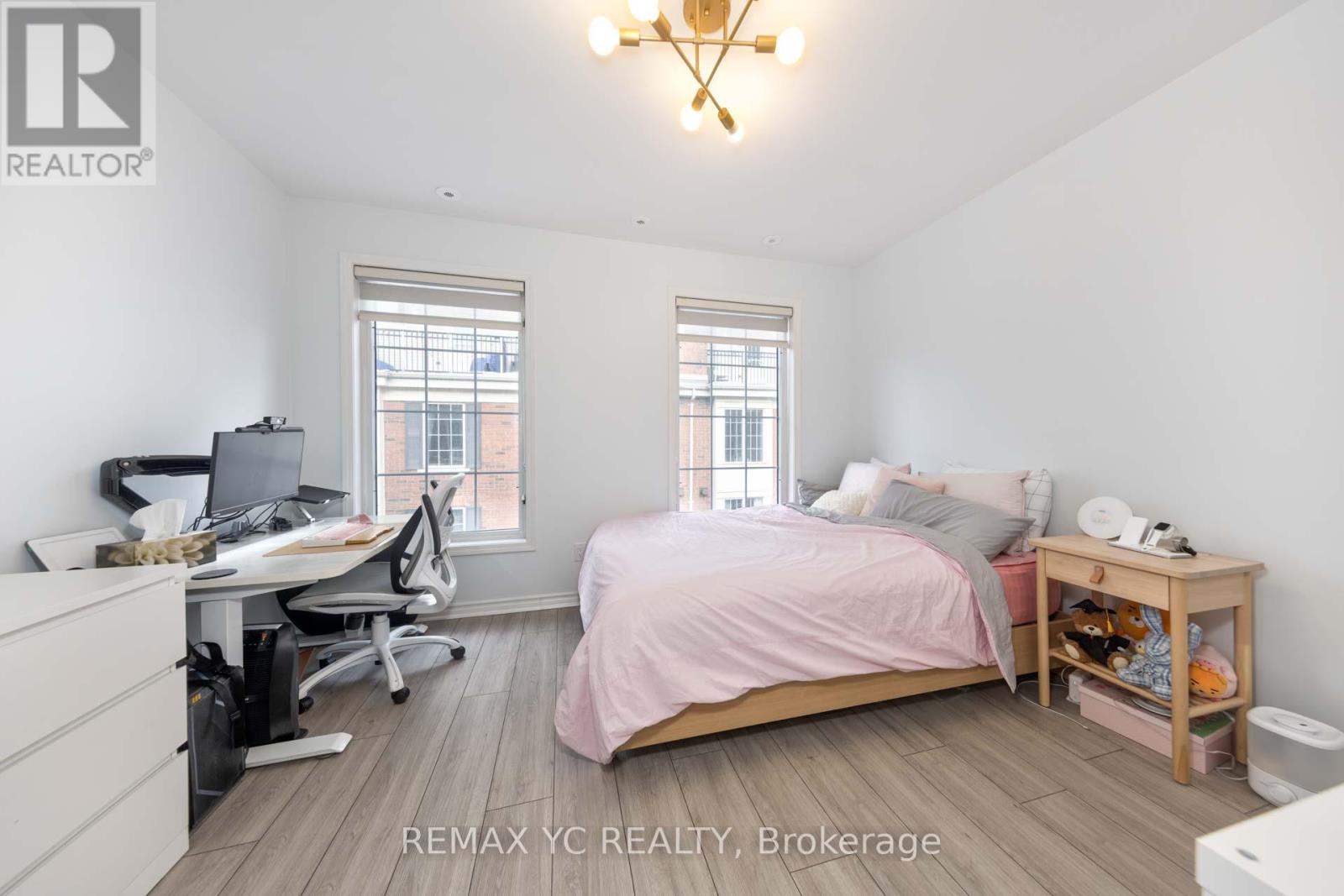 Photo 27 of 526 3 Everson Drive, Toronto ON