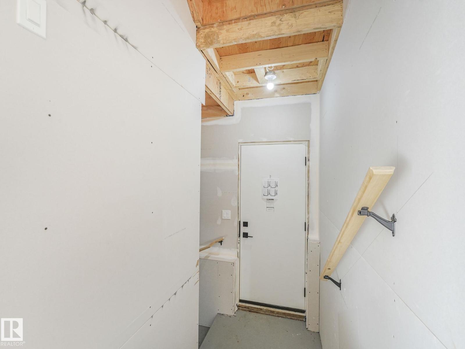 Photo 52 of 2211 158 St Sw, Edmonton AB