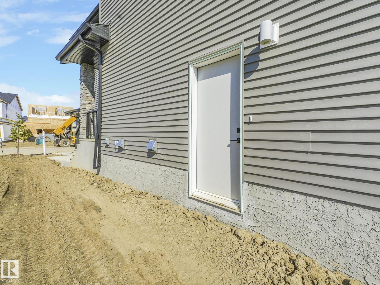 Photo 68 of 2211 158 St Sw, Edmonton AB