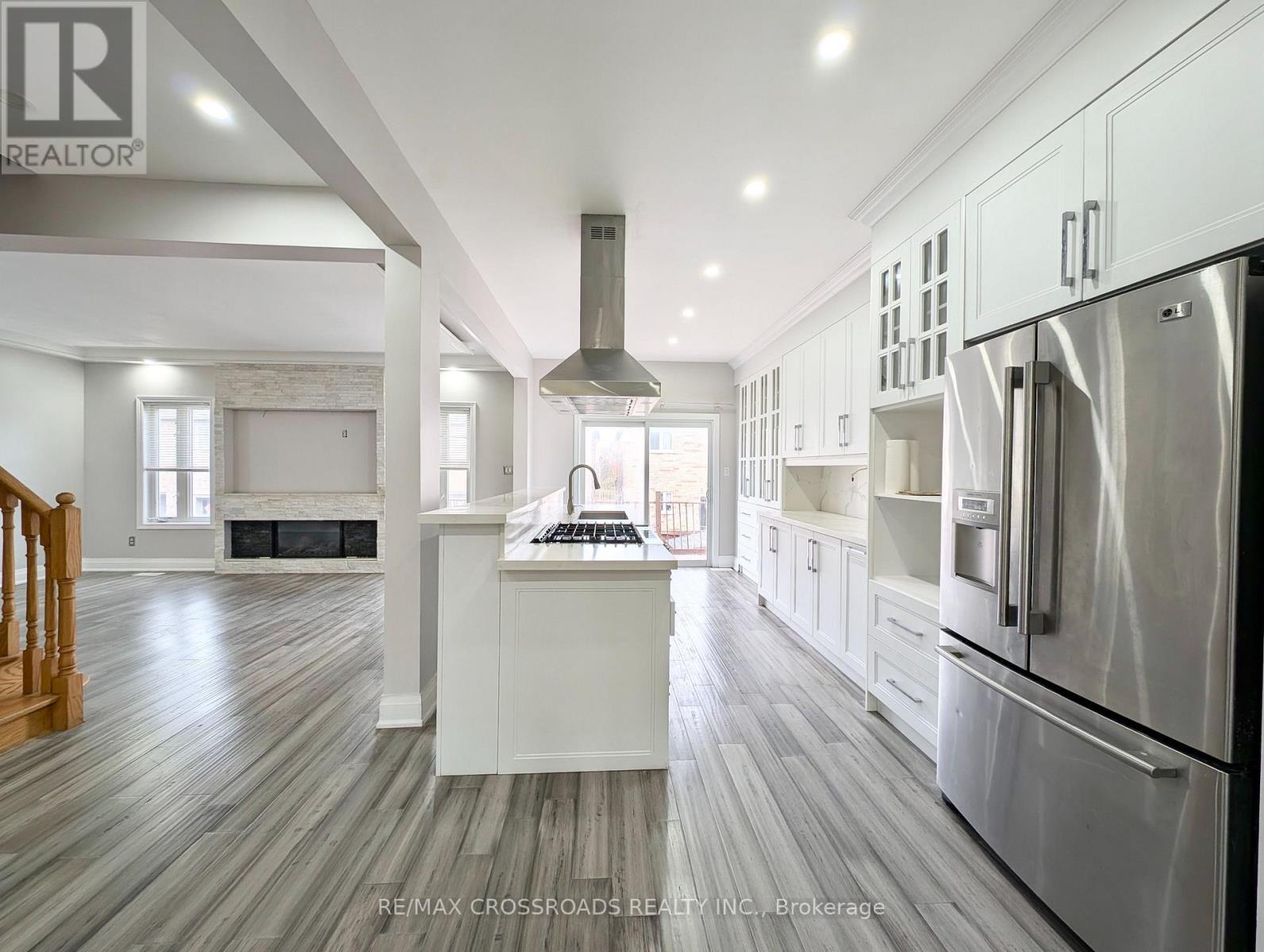 Photo 21 of Main 37 Pamgrey Road, Markham ON