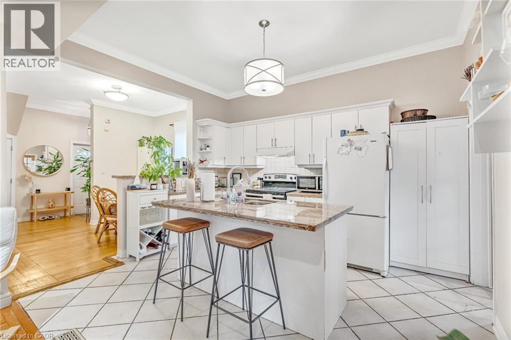 Photo 22 of 15 Fairmount Avenue, Hamilton ON