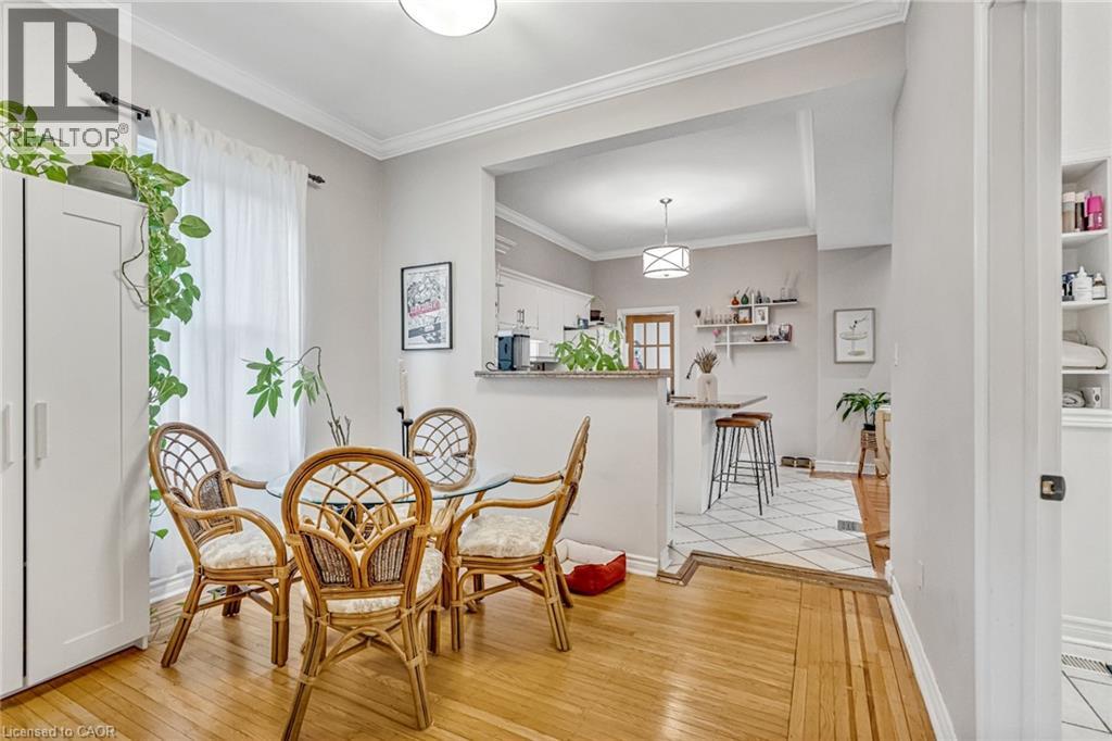Photo 34 of 15 Fairmount Avenue, Hamilton ON