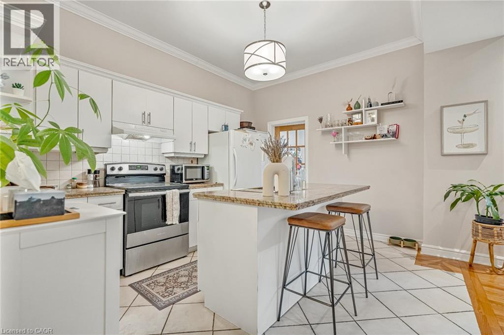 Photo 40 of 15 Fairmount Avenue, Hamilton ON