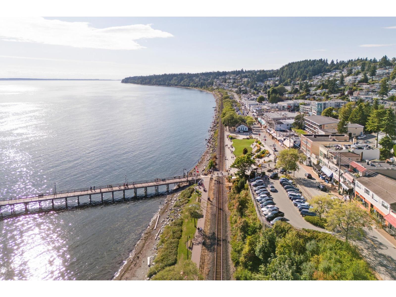 1 14820 BUENA VISTA AVENUE, White Rock