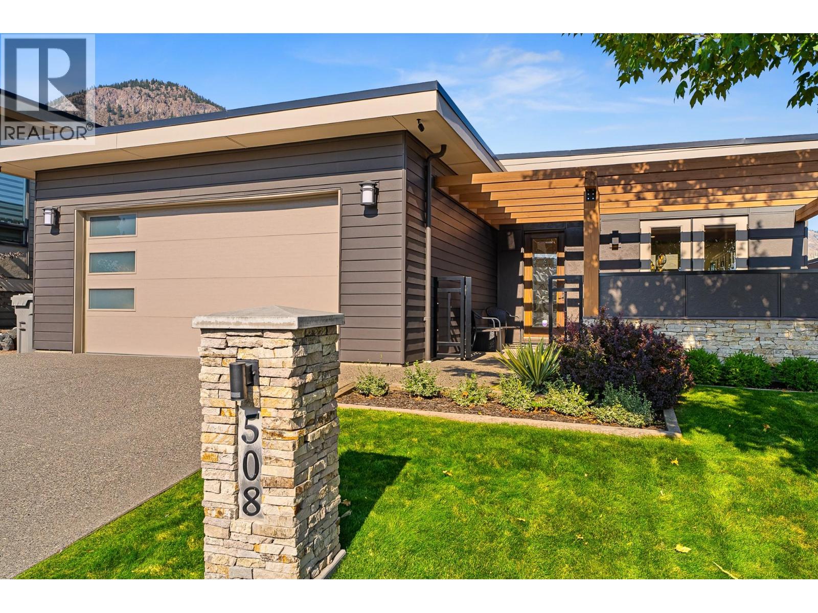 Photo 10 of 508 Pointe Place, Kamloops BC