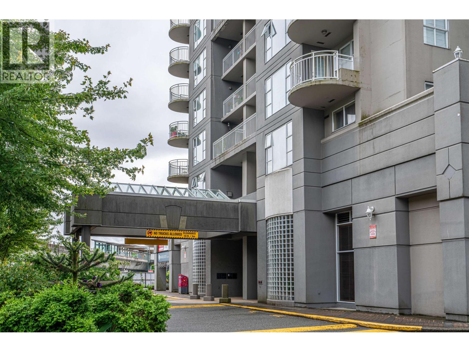 Photo 13 of 603 1180 Pinetree Way, Coquitlam BC