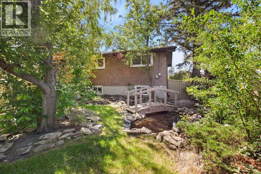 Photo 7 of 108 Jensen Drive Ne, Airdrie AB