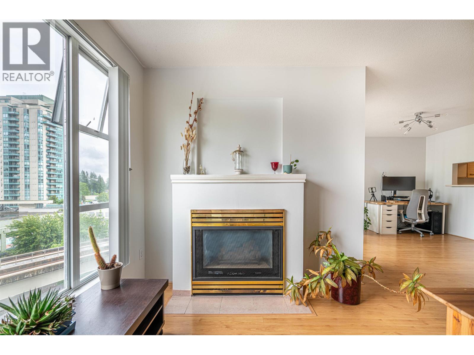 Photo 4 of 603 1180 Pinetree Way, Coquitlam BC