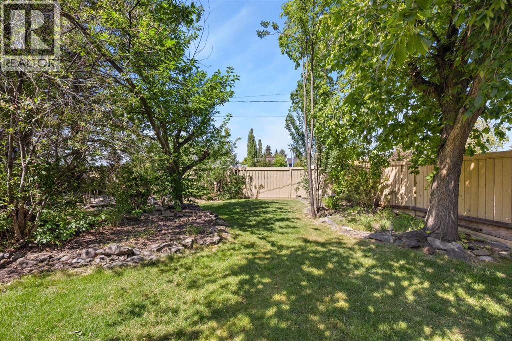 Photo 20 of 108 Jensen Drive Ne, Airdrie AB