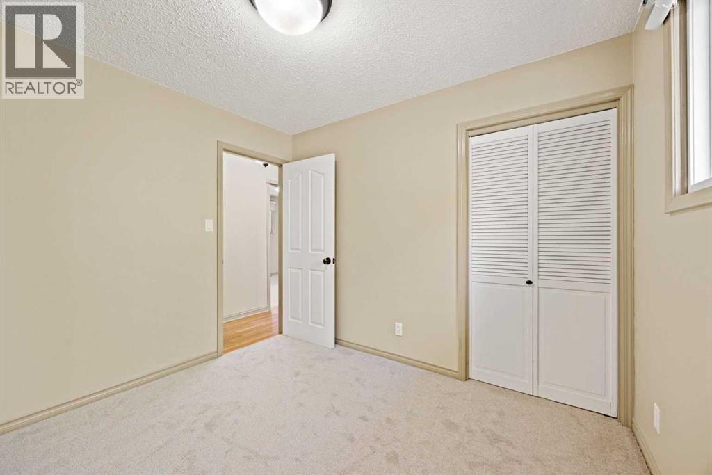 Photo 1 of 108 Jensen Drive Ne, Airdrie AB