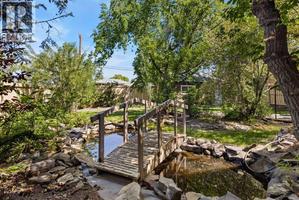 Photo 8 of 108 Jensen Drive Ne, Airdrie AB
