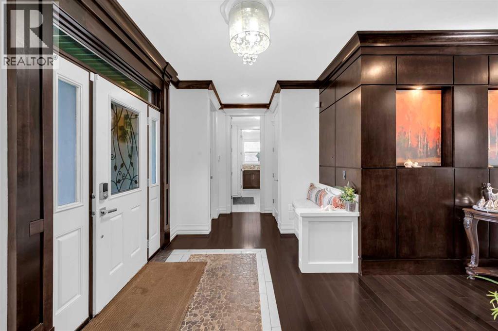 Photo 7 of 56 Rockyvale Green Nw, Calgary AB