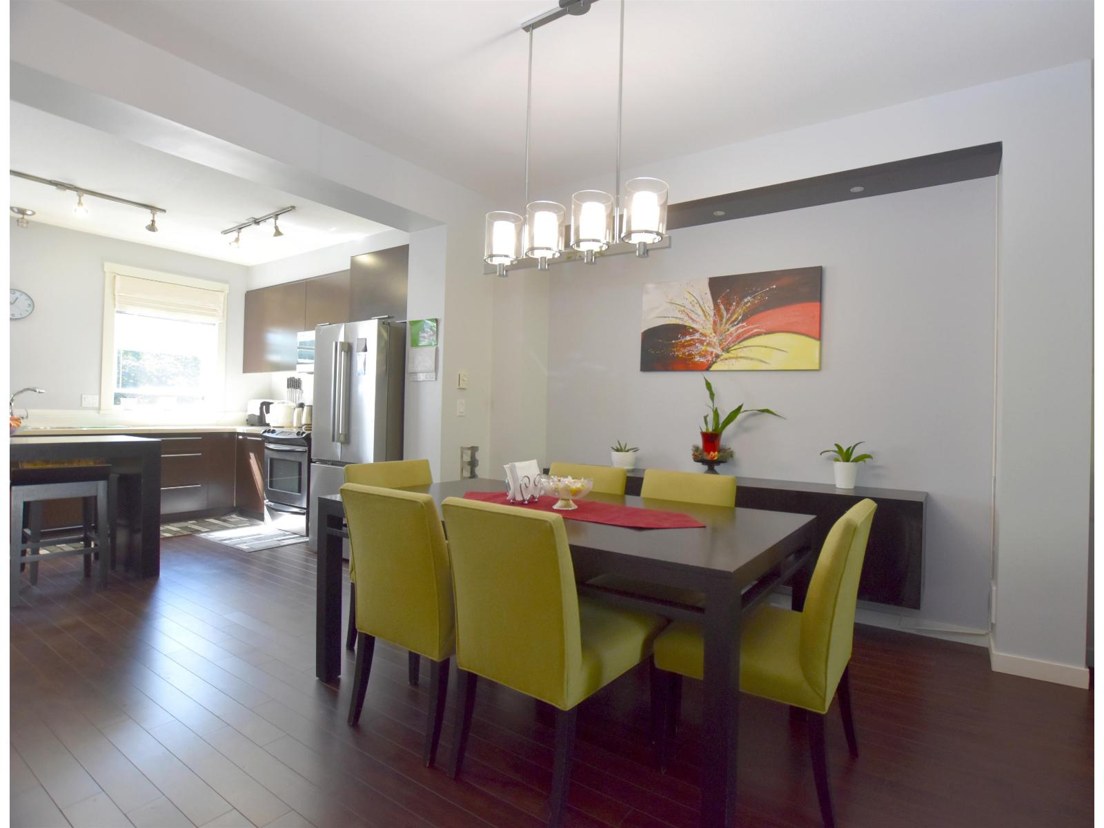 Photo 12 of 34 18983 72 A Avenue, Surrey BC