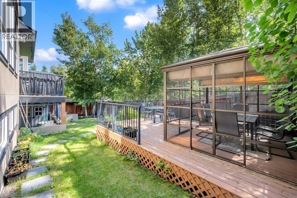 Photo 27 of 56 Rockyvale Green Nw, Calgary AB