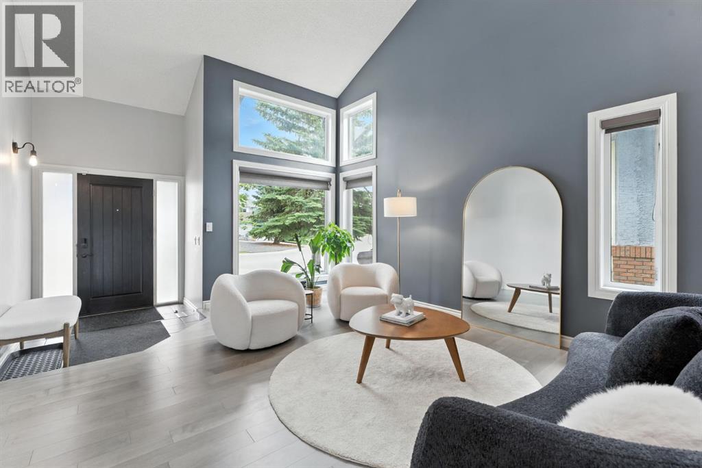 Photo 3 of 29 Douglasbank Way Se, Calgary AB