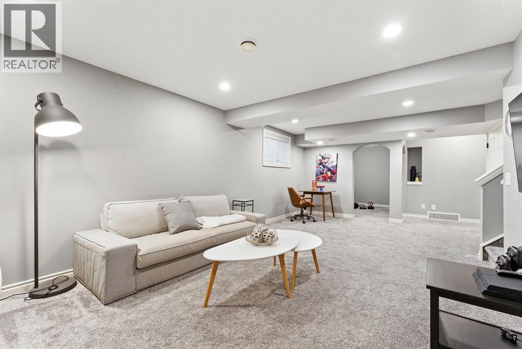 Photo 7 of 29 Douglasbank Way Se, Calgary AB