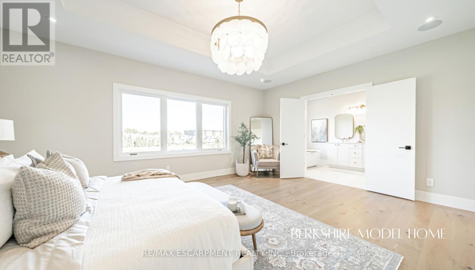 Photo 9 of 419 Masters Drive, Woodstock ON
