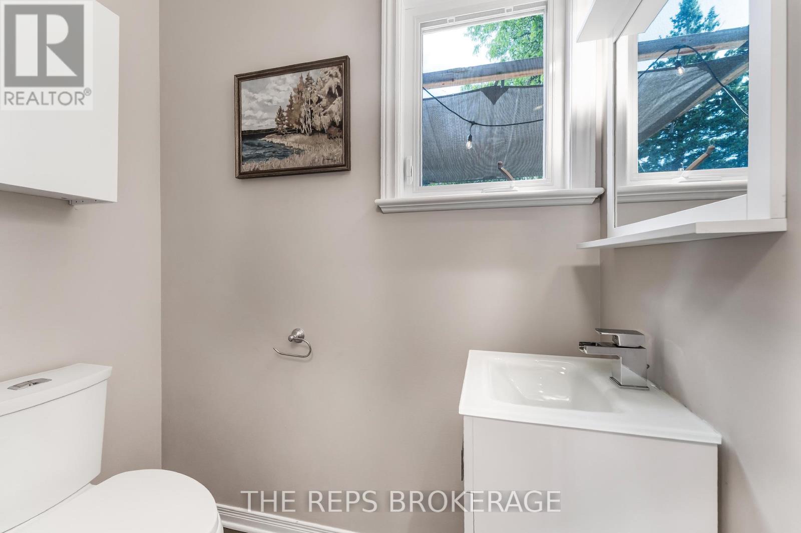 Photo 13 of 3062 Upper Otterson Place, Ottawa ON