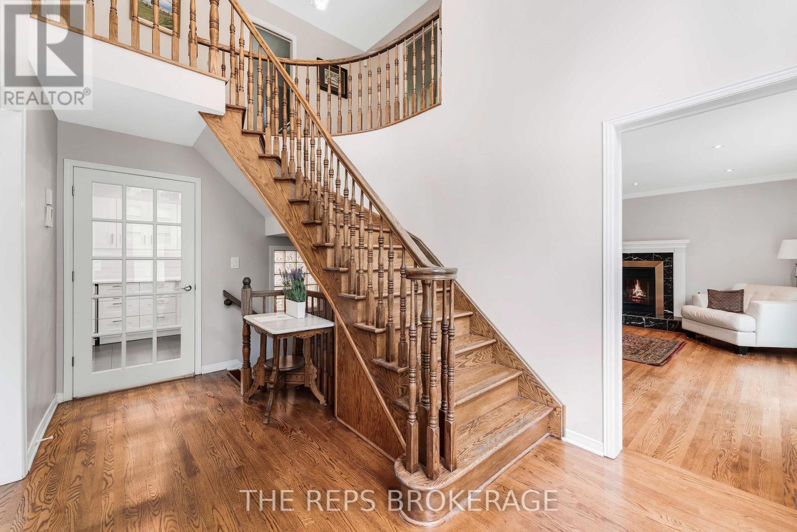 Photo 4 of 3062 Upper Otterson Place, Ottawa ON