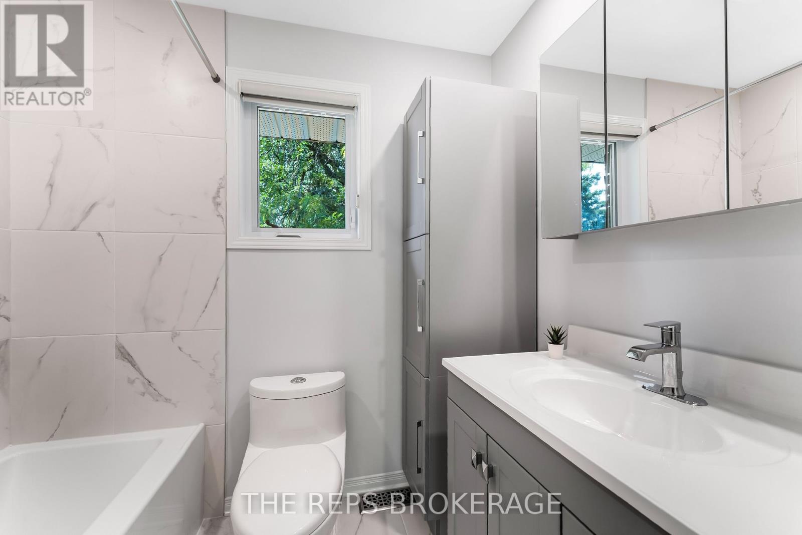 Photo 33 of 3062 Upper Otterson Place, Ottawa ON