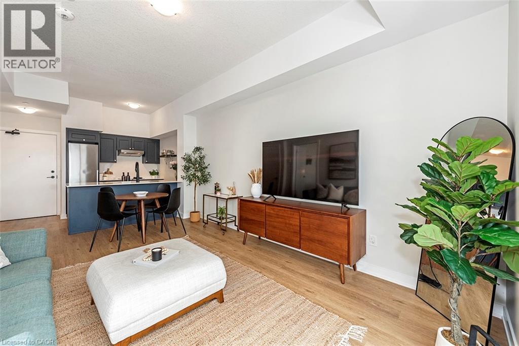 Photo 13 of 600 North Service Road Unit 606, Hamilton ON