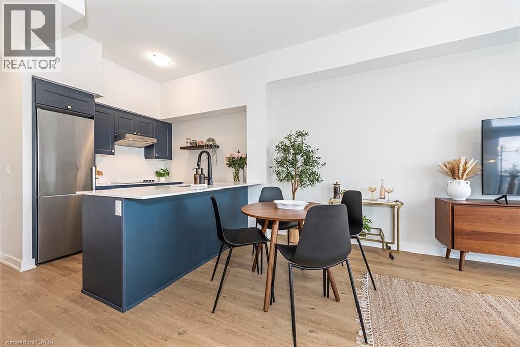 Photo 8 of 600 North Service Road Unit 606, Hamilton ON
