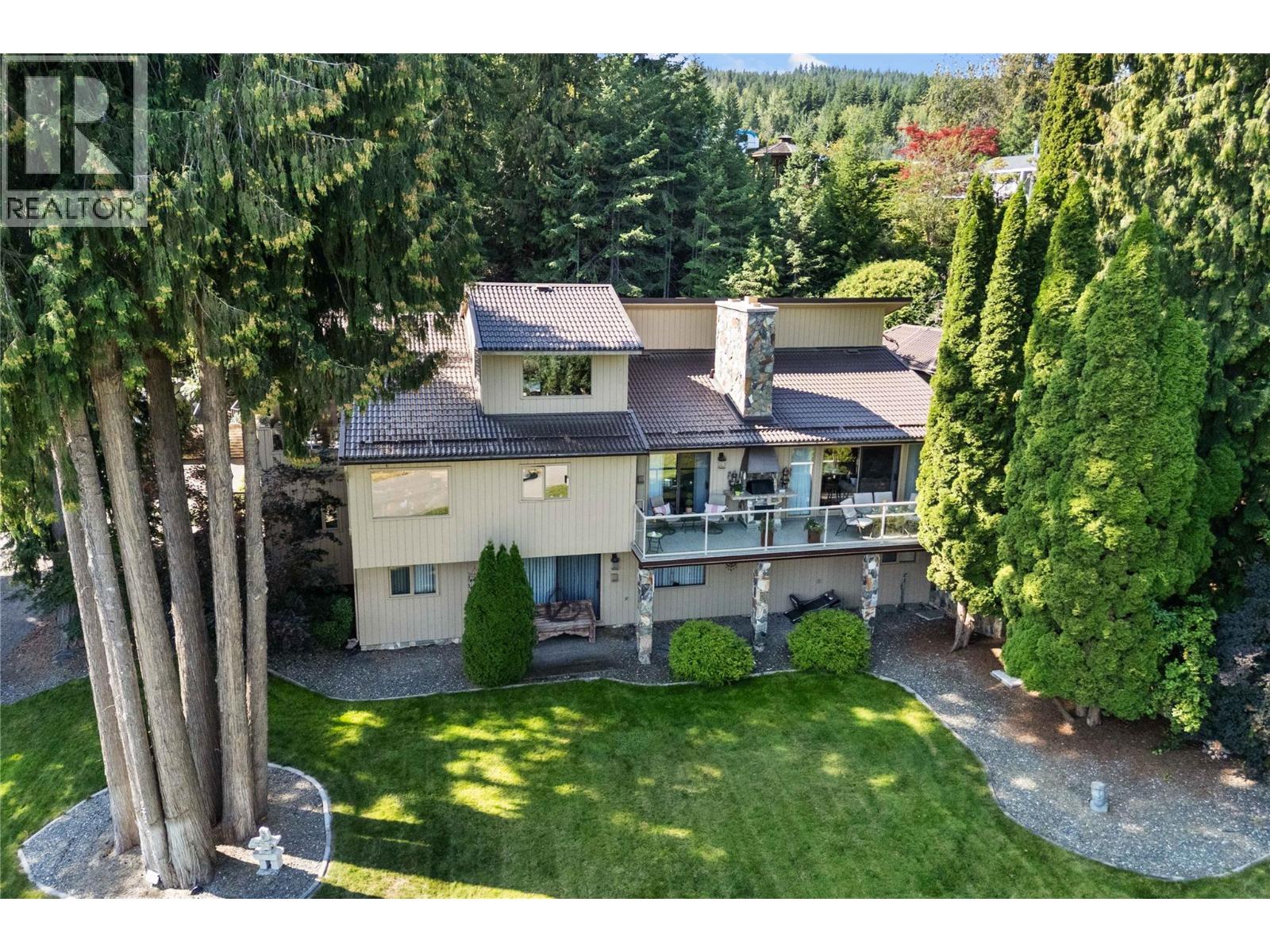 Photo 4 of 2308 Ta Lana Trail Lot 3 4, Blind Bay BC