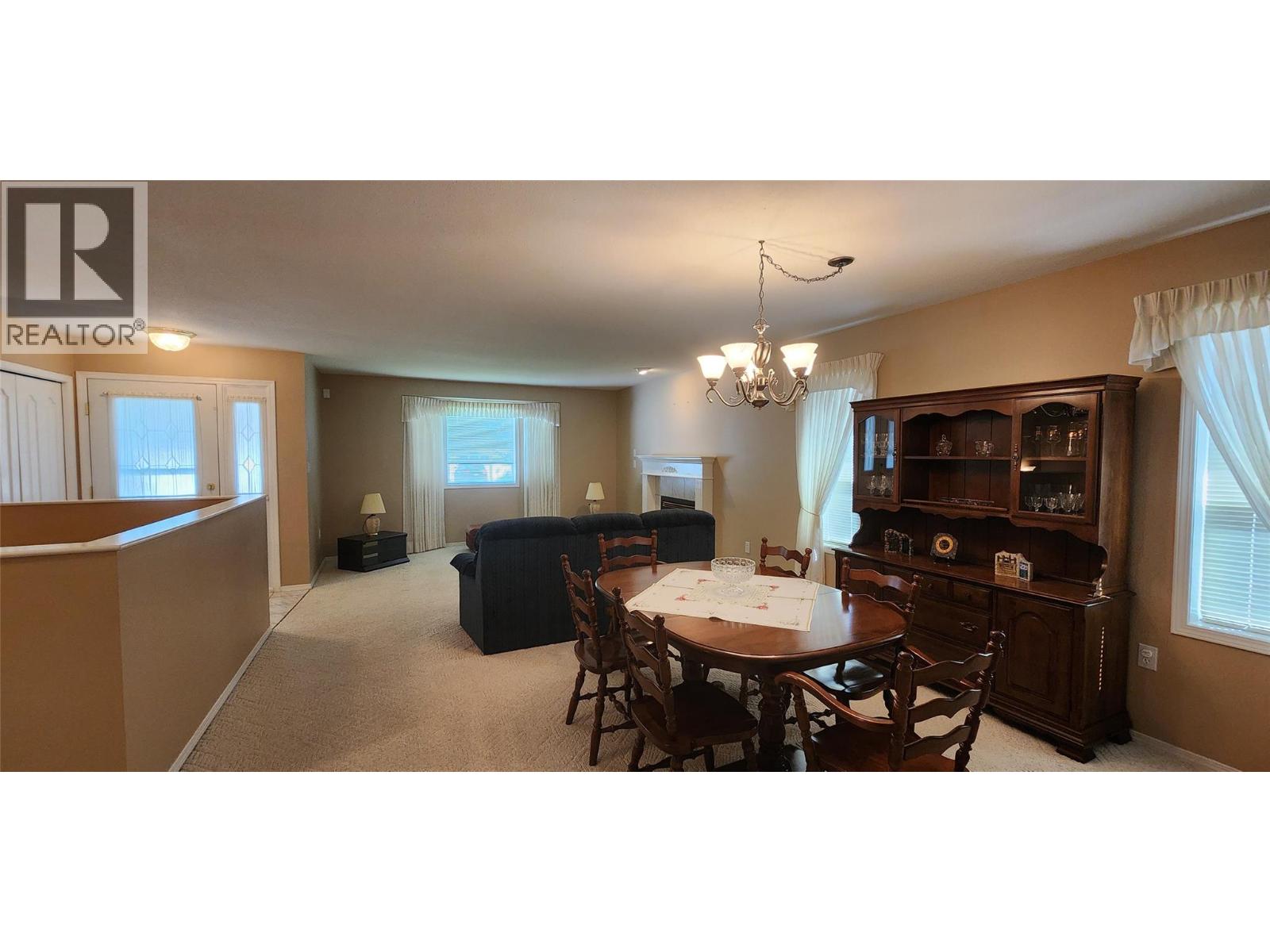 7661 Crema Drive, Trail