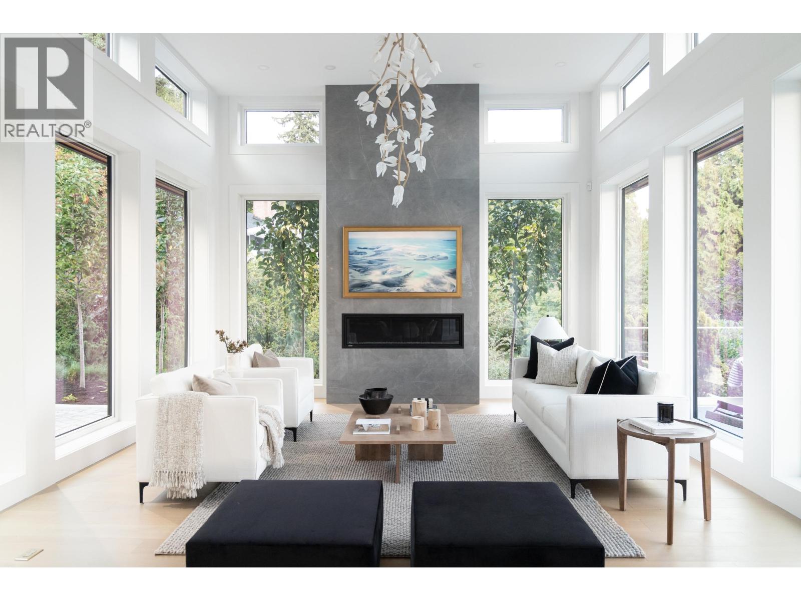 Photo 9 of 3180 Benbow Road, West Vancouver BC