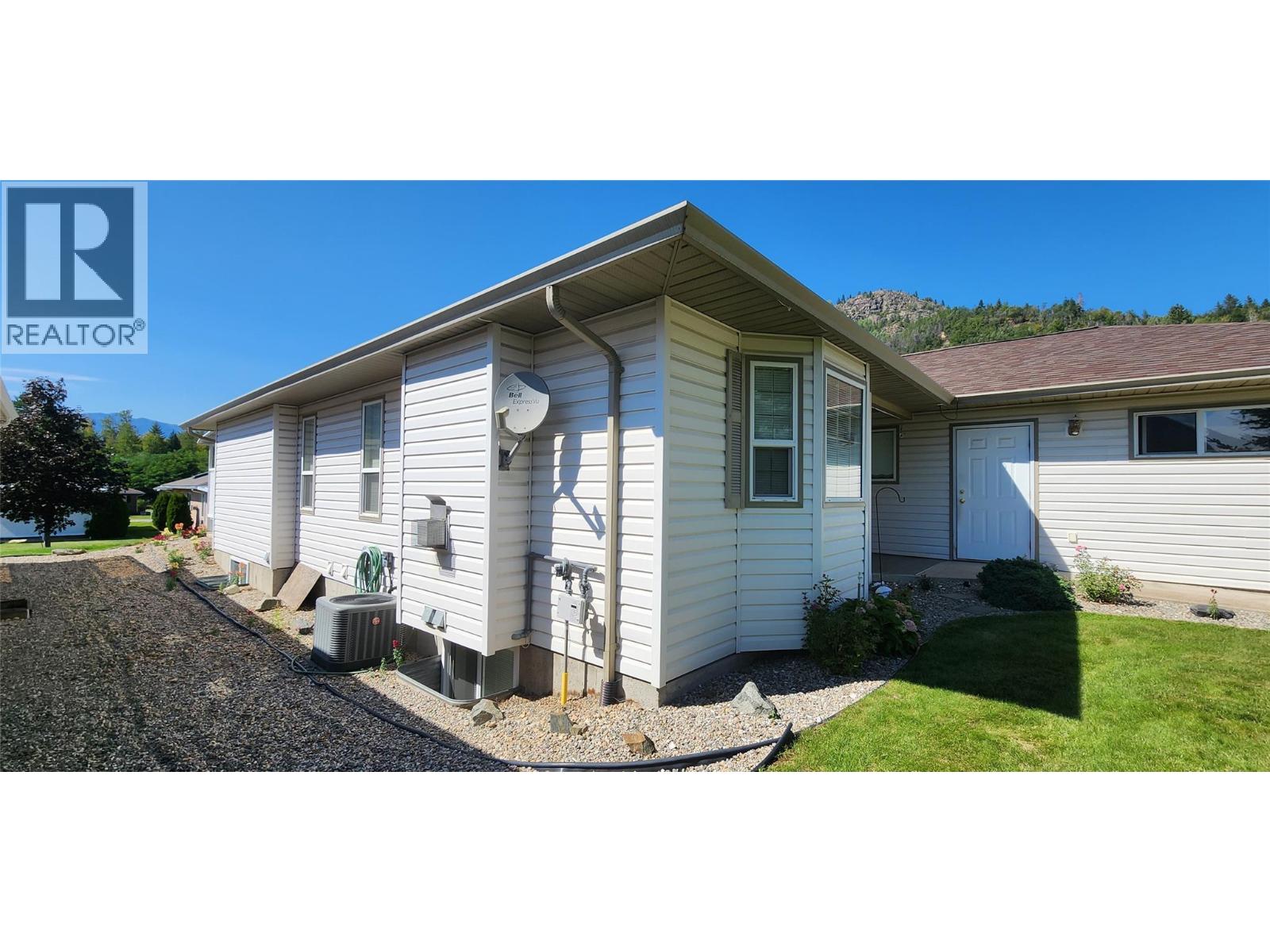7661 Crema Drive, Trail