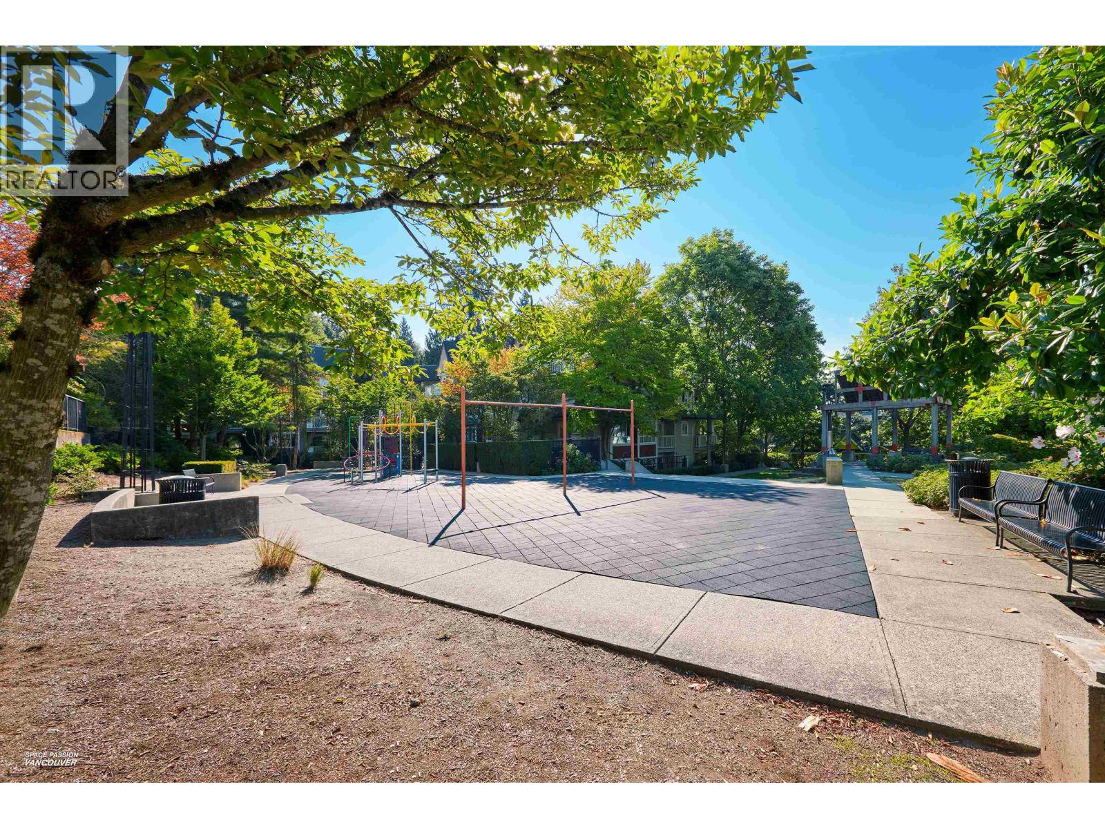 Photo 22 of 111 6833 Village Green, Burnaby BC