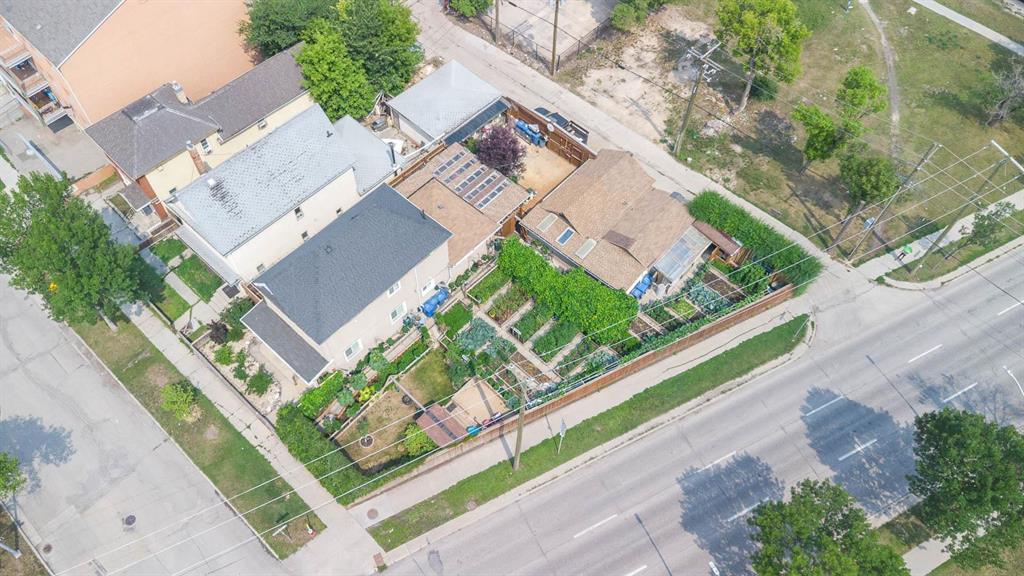 Photo 1 of 625 Spence Street, Winnipeg MB