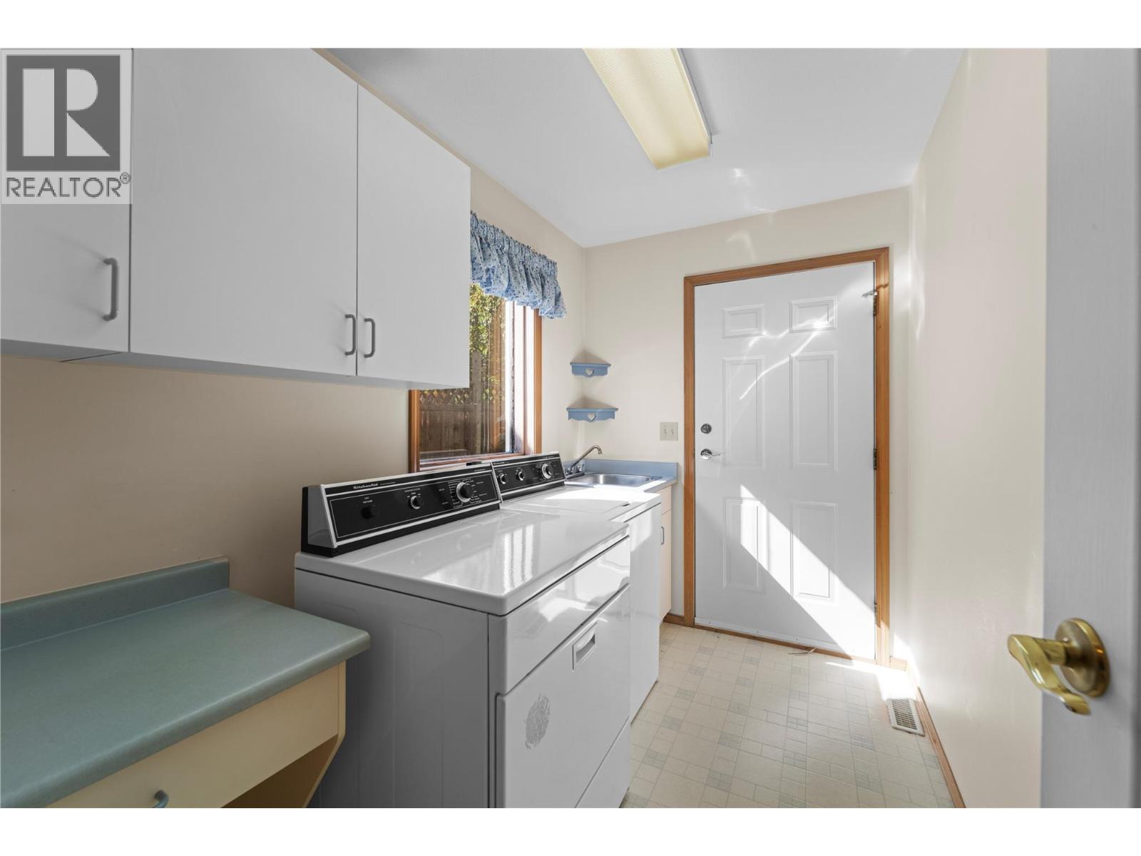 Photo 19 of 2022 Tremerton Drive, Kamloops BC