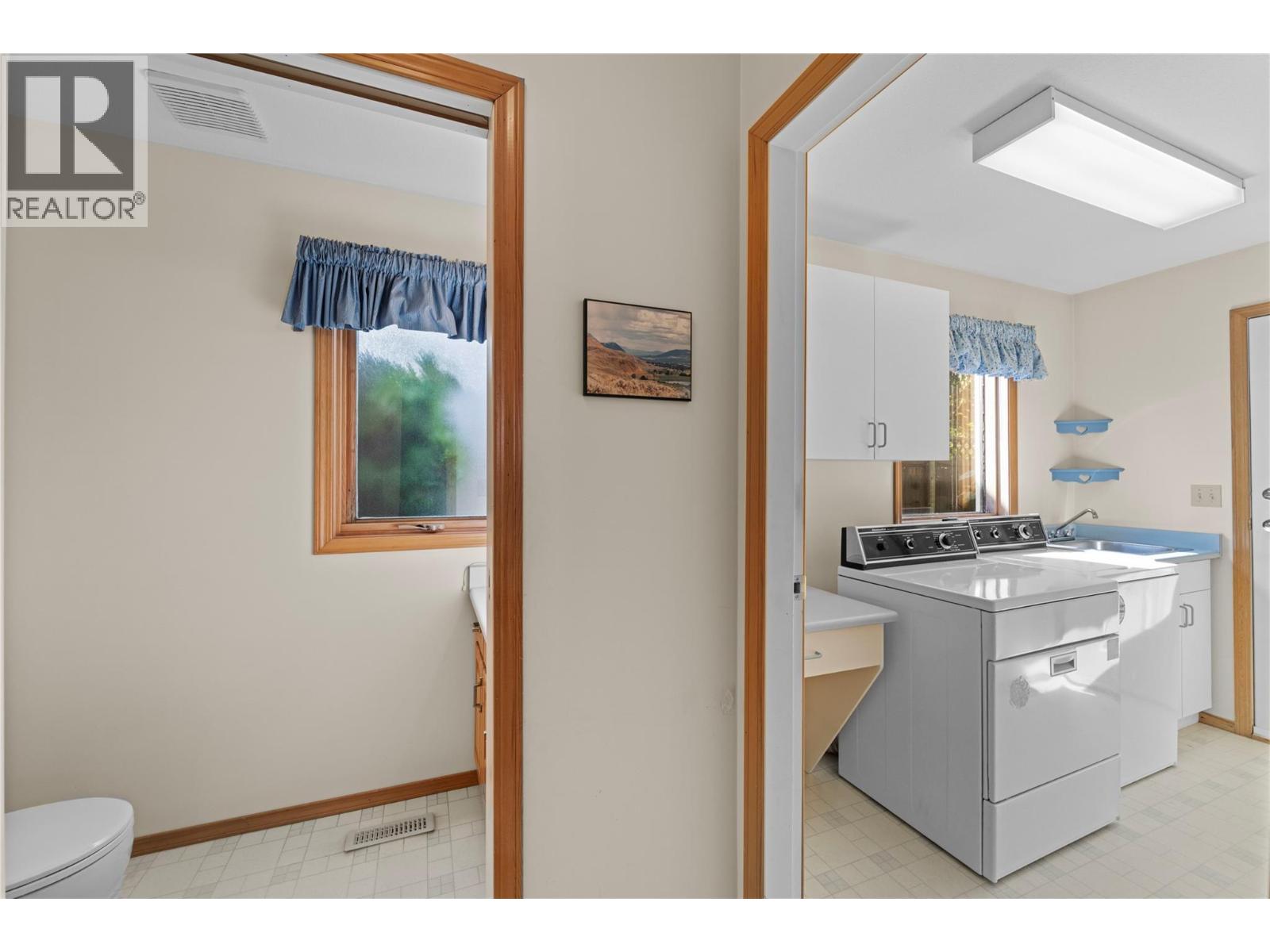 Photo 18 of 2022 Tremerton Drive, Kamloops BC