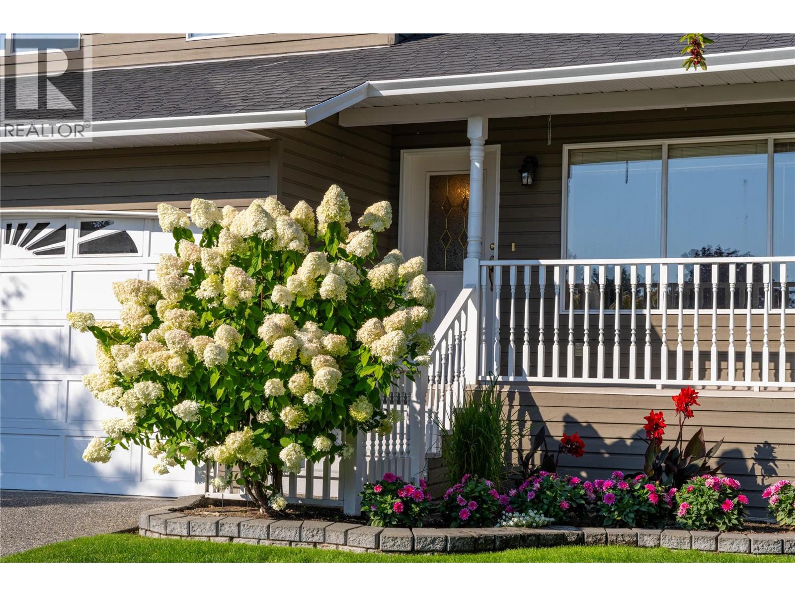 Photo 36 of 2022 Tremerton Drive, Kamloops BC