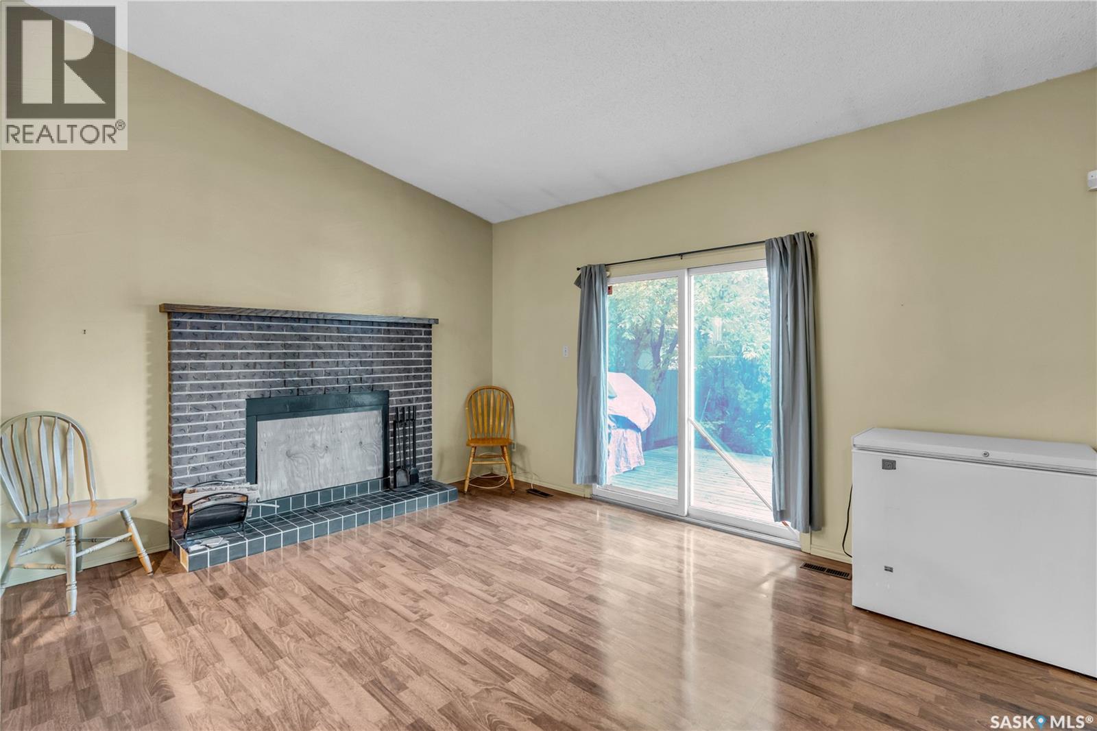 Photo 40 of 127 Scrivener Crescent, Regina SK