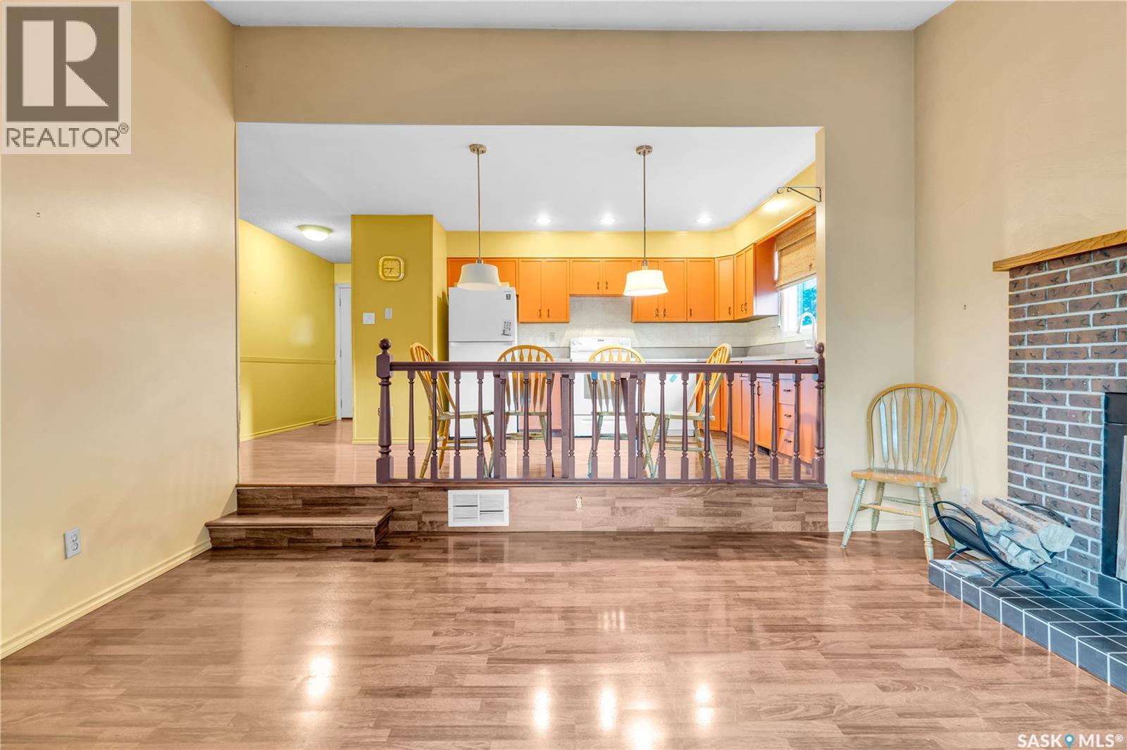 Photo 37 of 127 Scrivener Crescent, Regina SK