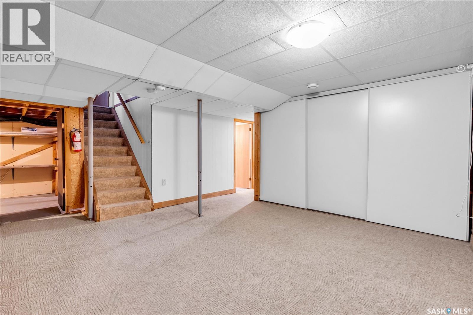 Photo 16 of 127 Scrivener Crescent, Regina SK