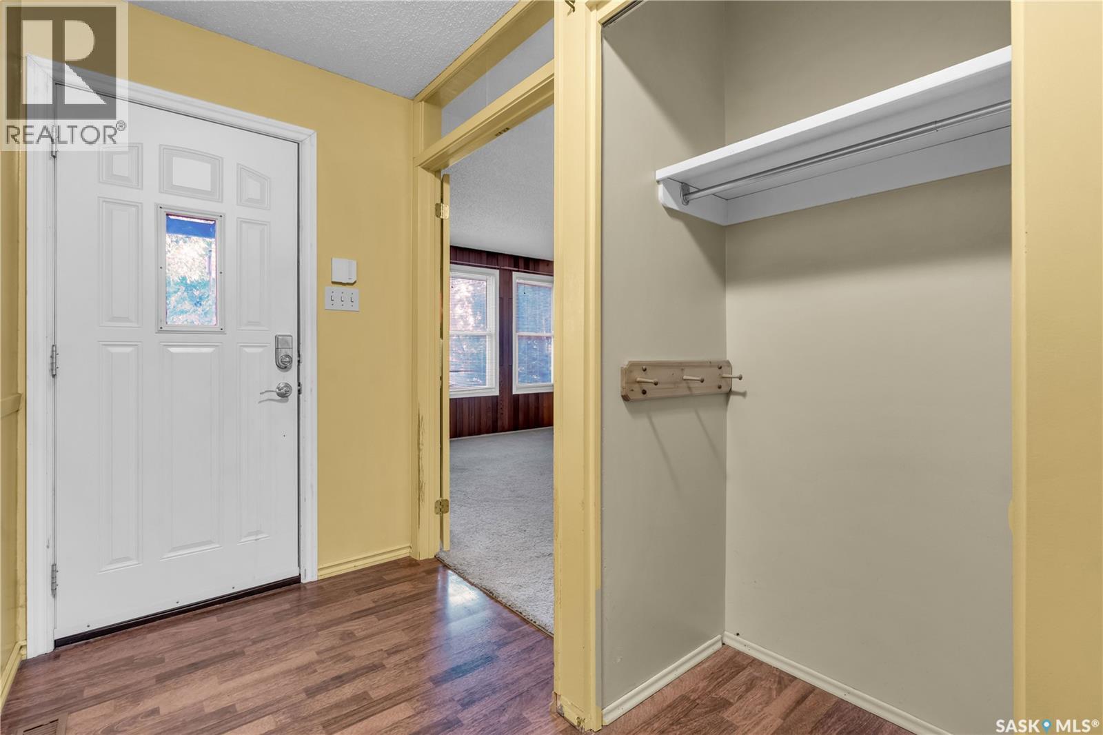 Photo 27 of 127 Scrivener Crescent, Regina SK
