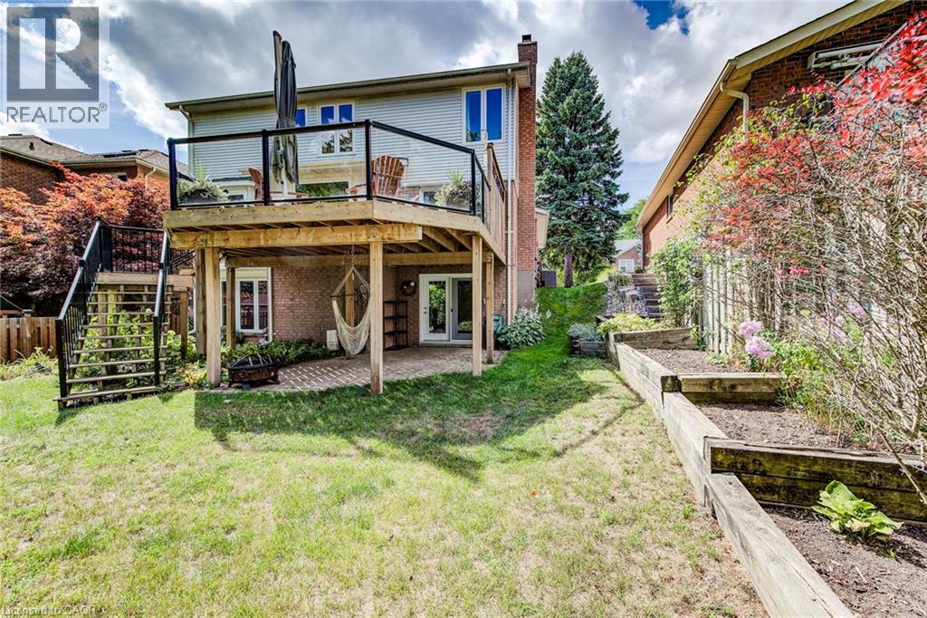 Photo 29 of 33 Tinatawa Court, Kitchener ON