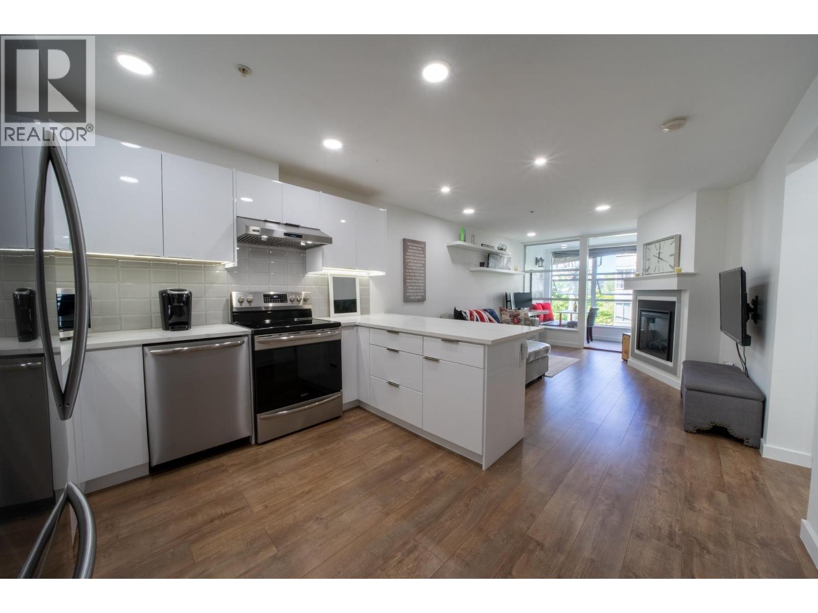 Photo 5 of 207 5025 Joyce Street, Vancouver BC