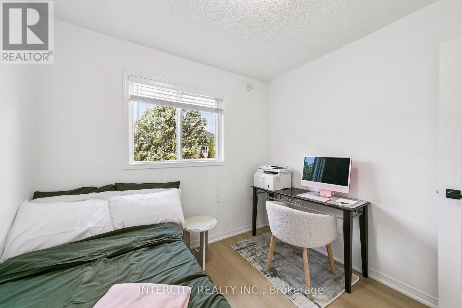 Photo 13 of 665 Fothergill Boulevard, Burlington ON