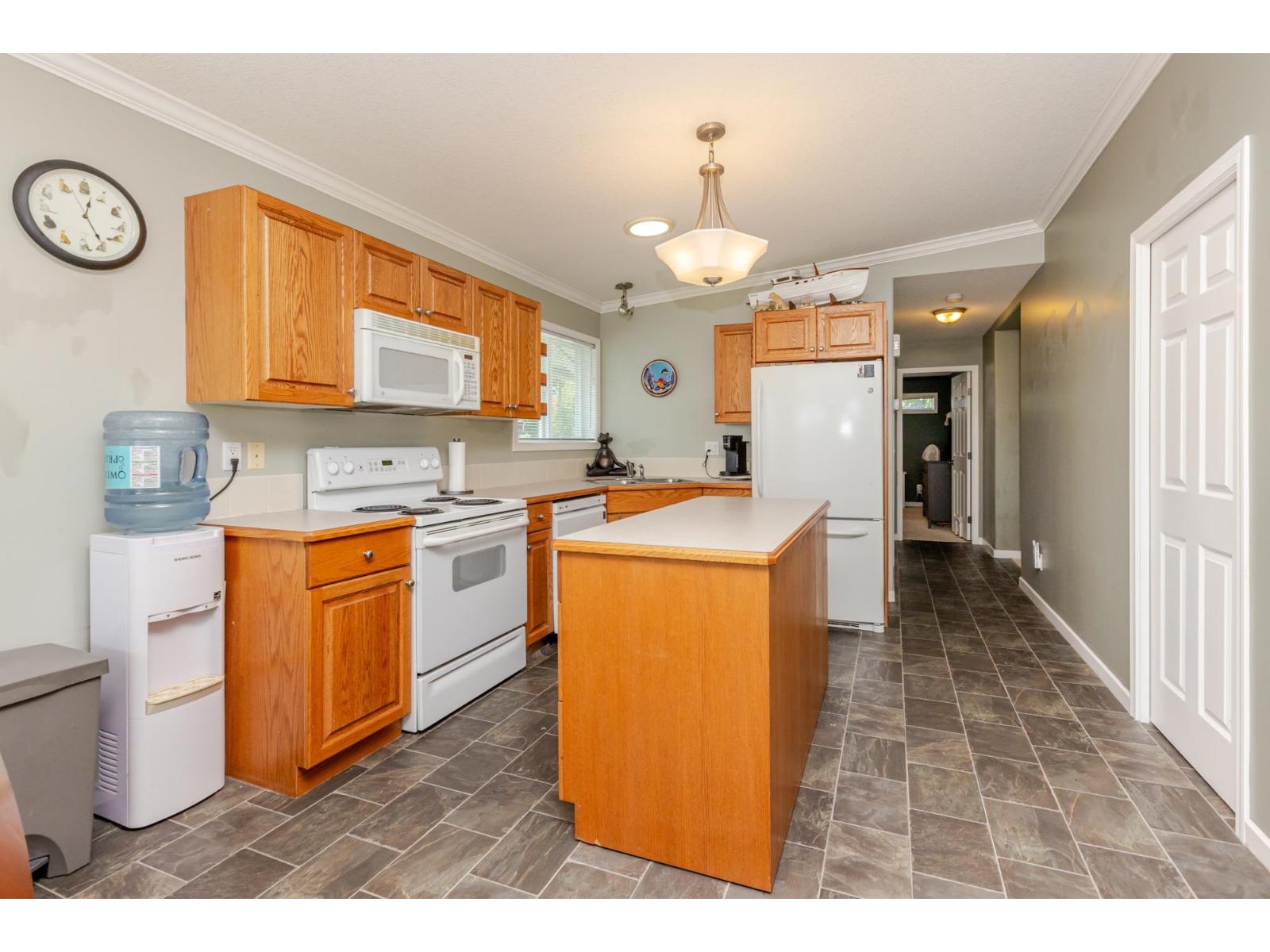 Photo 2 of 182 1840 160 Street, Surrey BC