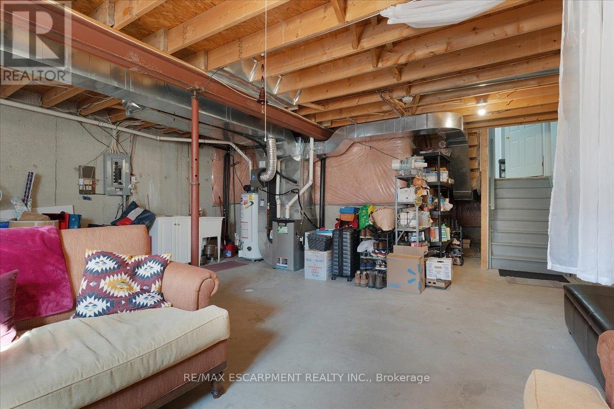 Photo 11 of 27 104 Frances Avenue, Hamilton ON