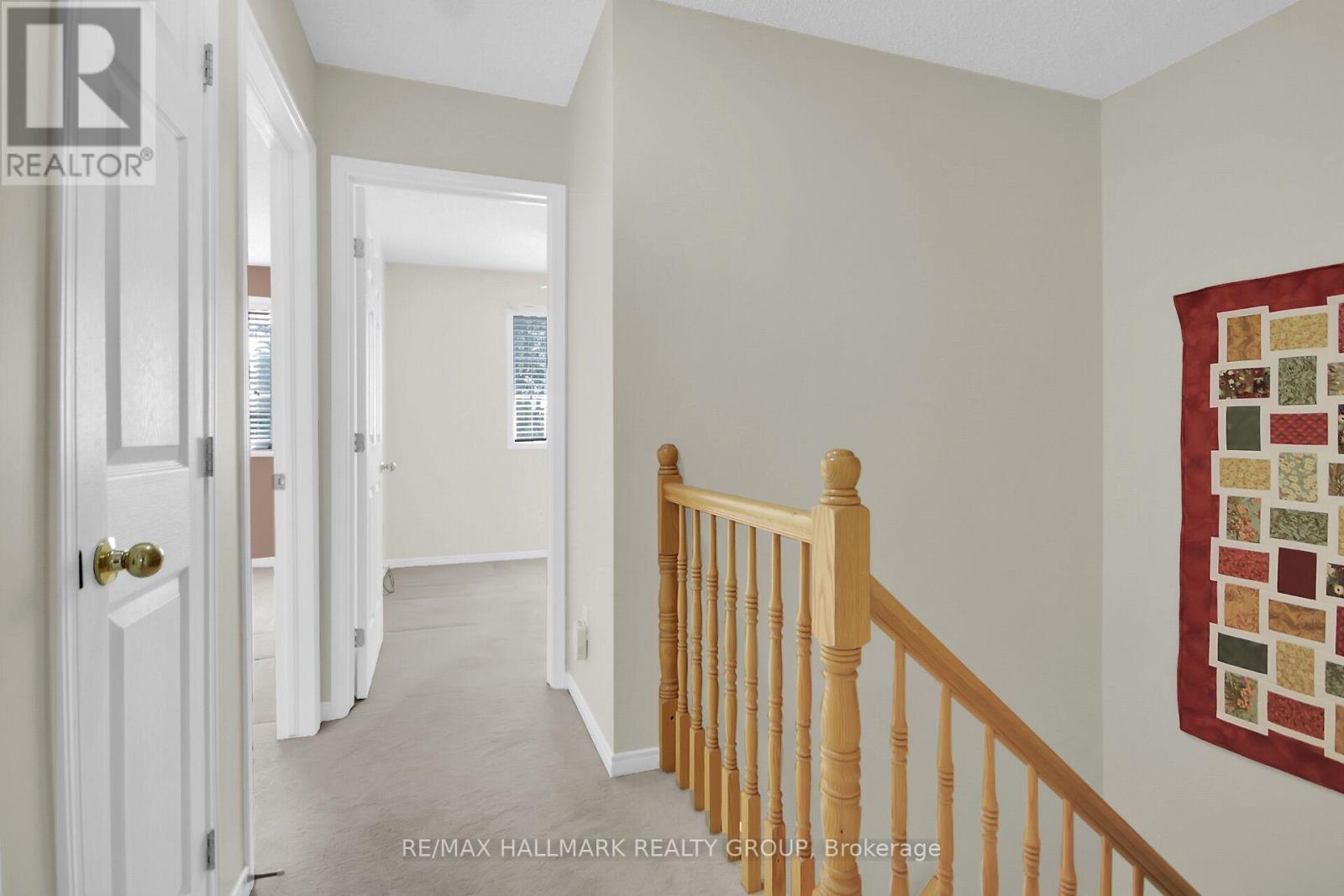 Photo 22 of 57 Windcrest Court, Ottawa ON