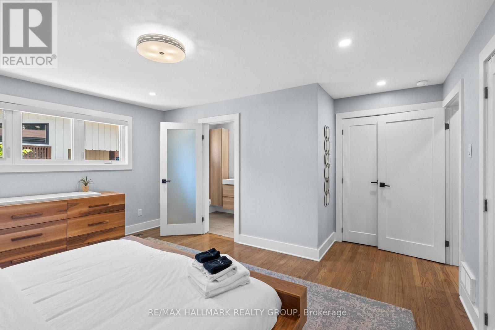 Photo 36 of 377 Summit Avenue, Ottawa ON