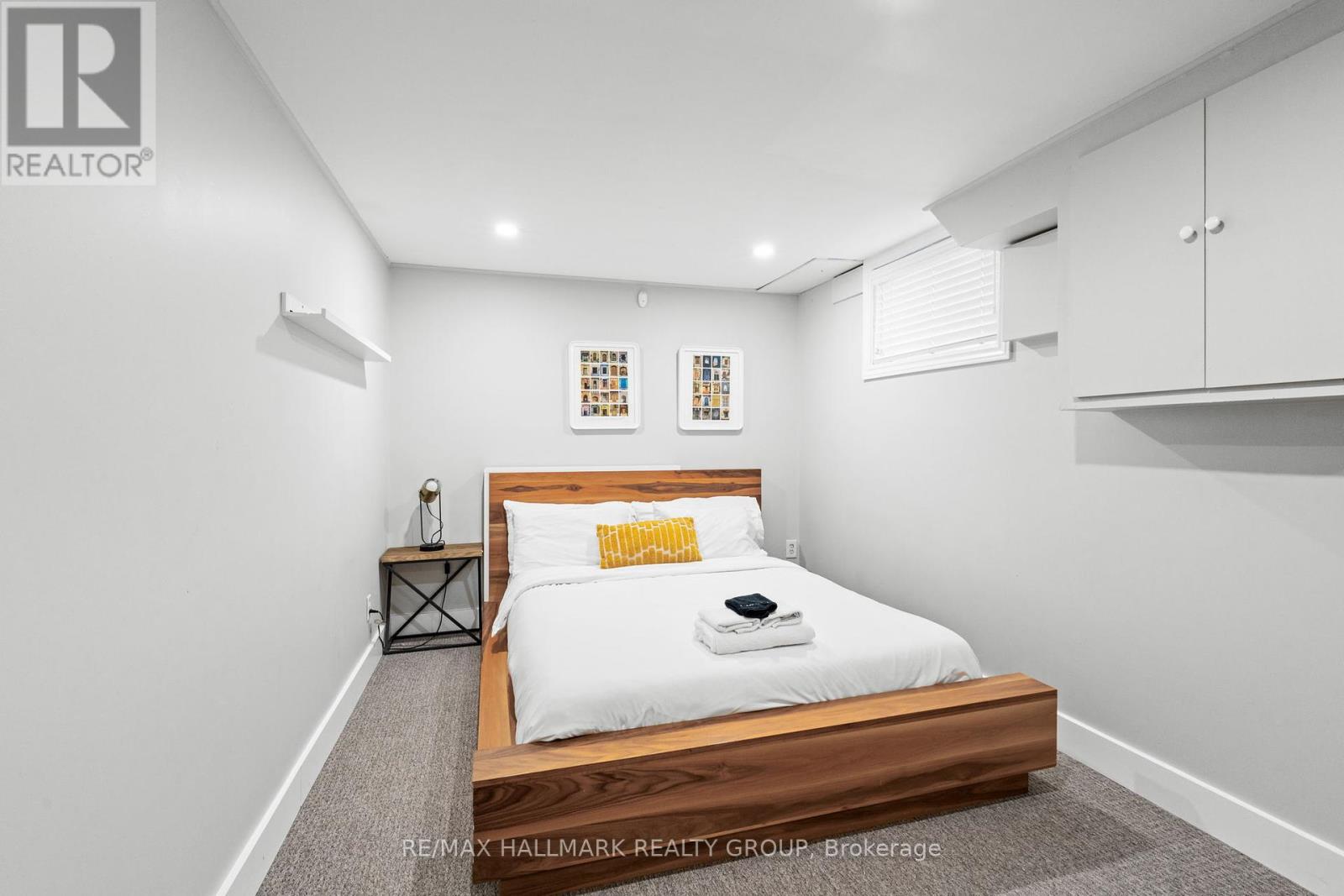 Photo 6 of 377 Summit Avenue, Ottawa ON