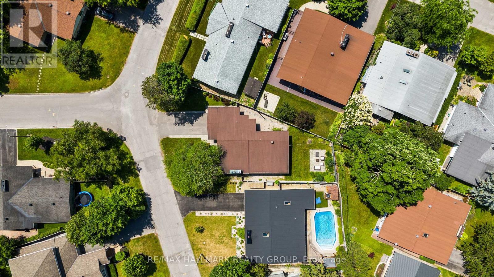 Photo 29 of 377 Summit Avenue, Ottawa ON