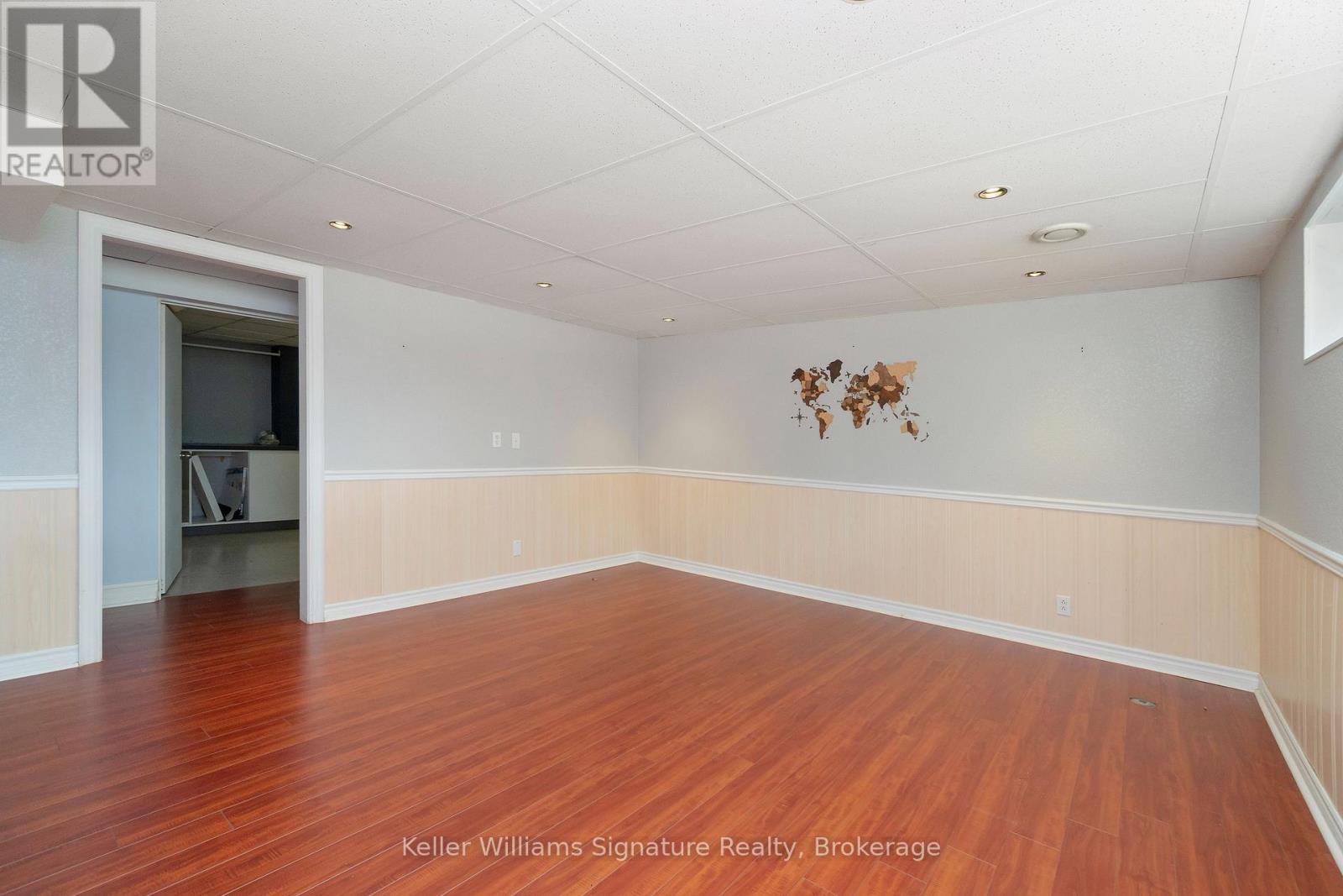 Photo 36 of 713 Mullin Way, Burlington ON